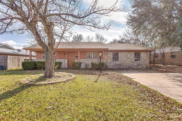 813 Edna Drive, Everman, TX 76140