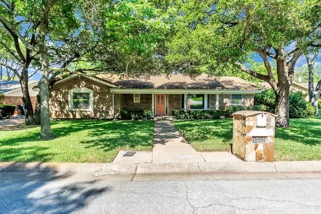 1753 Acorn Lane, Hurst, TX 76054