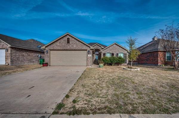 322 Creekside Way, Waxahachie, TX 75165