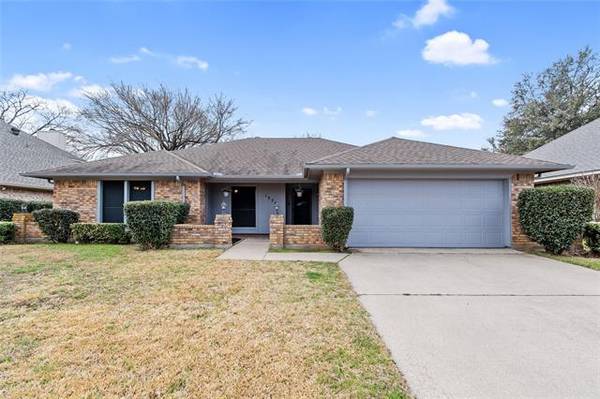 1324 Sunset Lane, Bedford, TX 76021