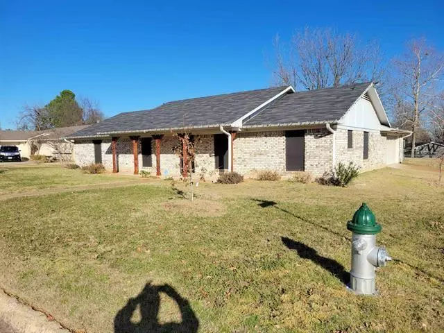 Paris, TX 75460,320 32nd Street NE