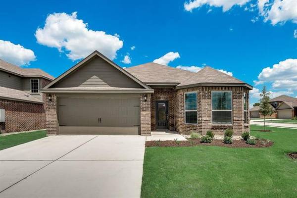 1040 Maidenhair Lane, Crowley, TX 76036