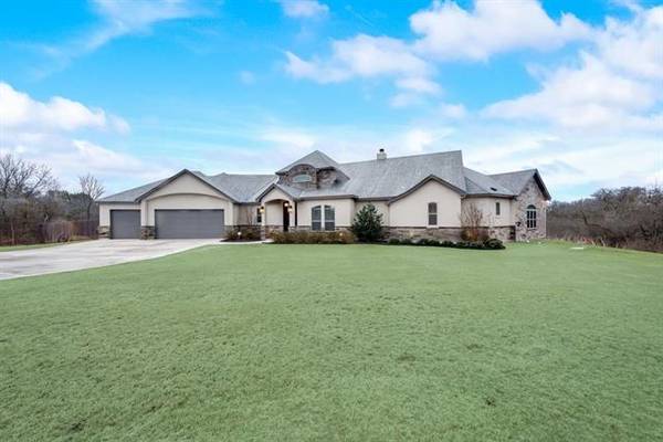 110 Live Oak Court, Willow Park, TX 76087