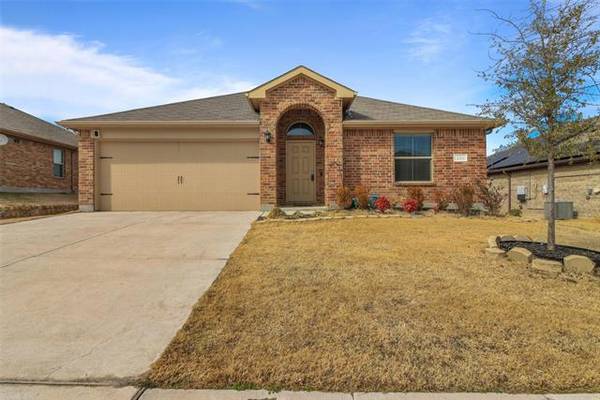 246 Stallion Way, Ponder, TX 76259