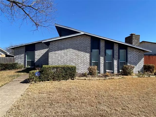 7521 Ashcrest Lane, Dallas, TX 75249