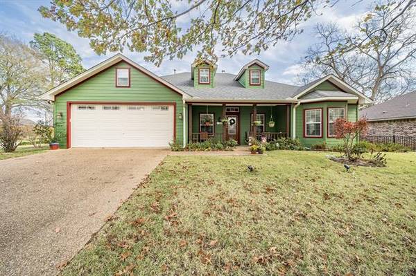 528 4th Street, Chandler, TX 75758