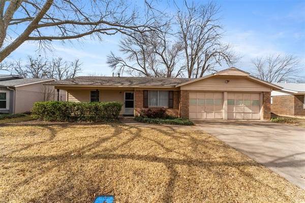 2305 13th Street, Brownwood, TX 76801