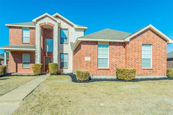 1711 Summerwood Lane, Cedar Hill, TX 75104