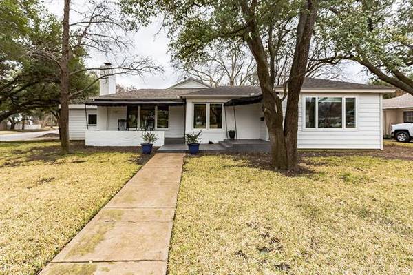 6301 Locke Avenue, Fort Worth, TX 76116