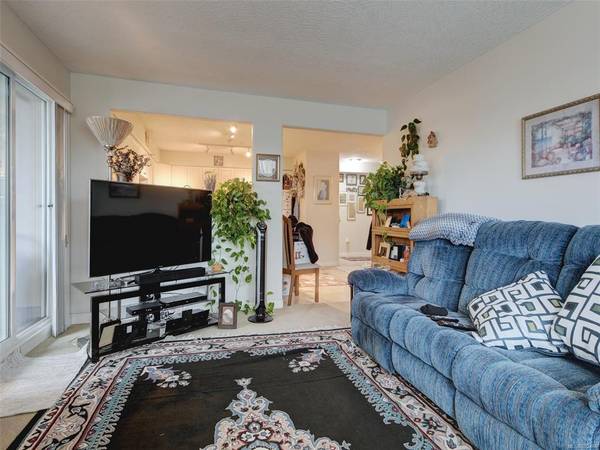 Esquimalt, BC V9A 3P3,1258 Esquimalt Rd #306