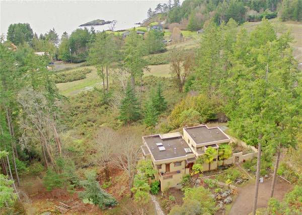 Pender Island, BC V0N 2M3,9978 Gowlland Point Rd