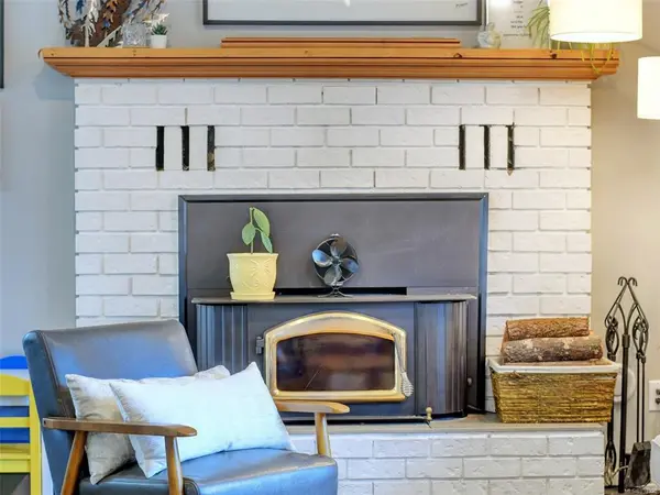 617 Kildew Rd #A, Colwood, BC V9B 1Z6