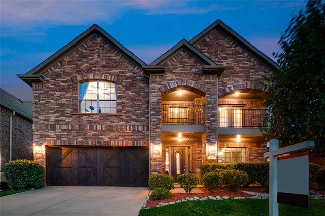 307 Blythe Bridge Drive, Roanoke, TX 76262