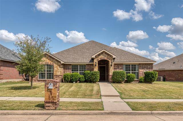 116 Whipperwill Way, Red Oak, TX 75154