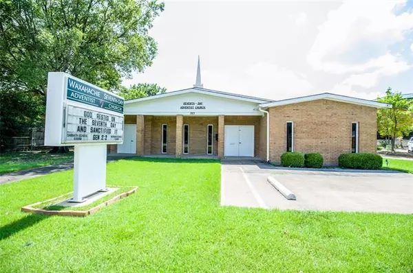 Waxahachie, TX 75165,323 Kirksey Street