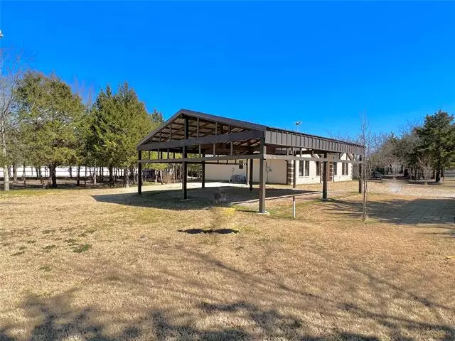 8401 County Road 301, Terrell, TX 75160