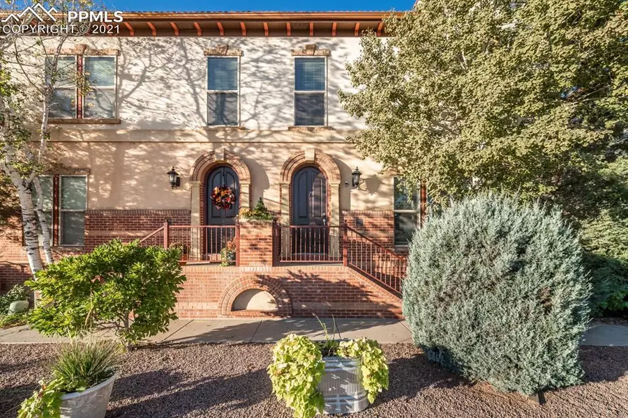 229 W Riverwalk, Pueblo, CO 81003