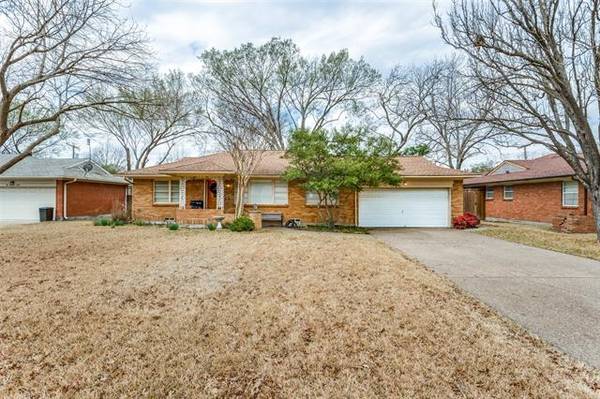 210 S Lois Lane, Richardson, TX 75081