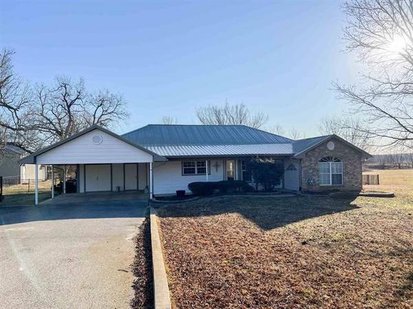 398 County Road 42530, Paris, TX 75462