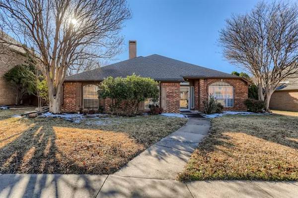 1306 Newport Drive, Carrollton, TX 75006