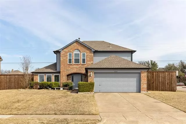 8200 Tavaros Drive, Plano, TX 75024