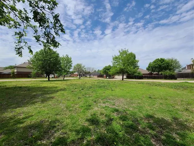 Mansfield, TX 76063,900 Saint Matthew