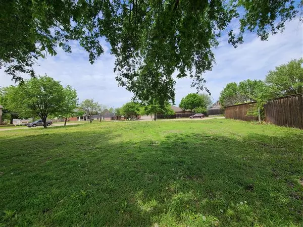 Mansfield, TX 76063,900 Saint Matthew