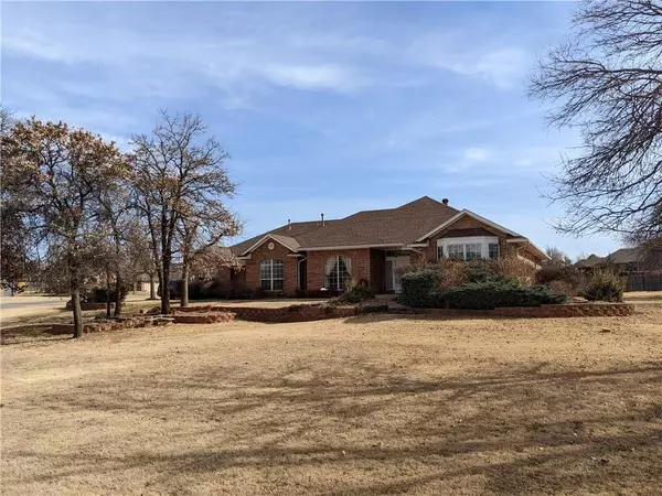 7404 Mid Iron Lane, Edmond, OK 73025