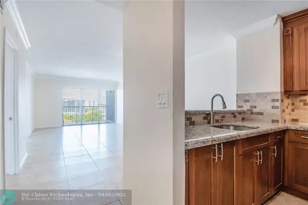 6855 Abbott Ave  #802, Miami Beach, FL 33141