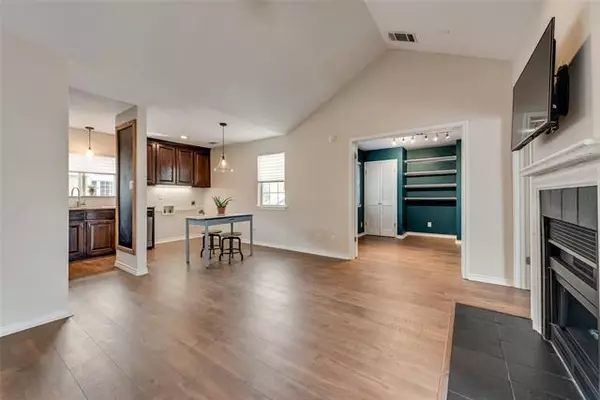 Dallas, TX 75252,6220 Bentwood Trail #1404