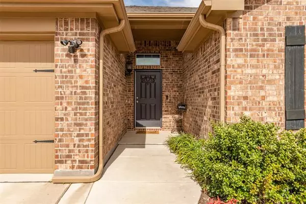 Fort Worth, TX 76179,1216 Walnut Cliff Court