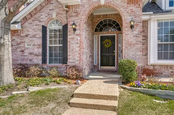 Irving, TX 75063,8812 Crescent Court