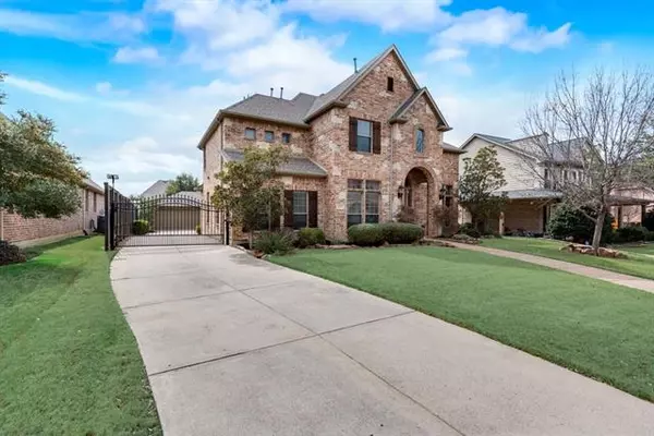 1208 Dame Susan Lane, Lewisville, TX 75056