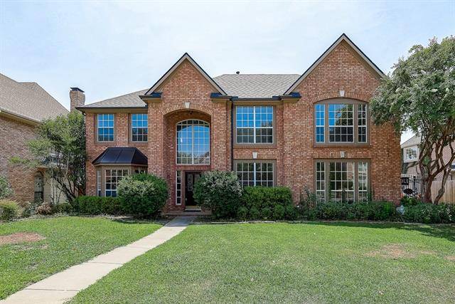 2805 Greenbrook Court, Grapevine, TX 76051