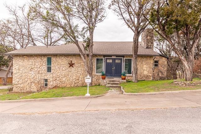 1210 Sierra Vista Drive, Granbury, TX 76048