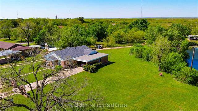 1303 Wesleyan Street, Stamford, TX 79553