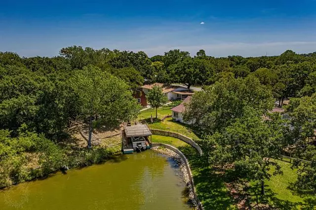 1511 Pecos Trail Court, Granbury, TX 76048