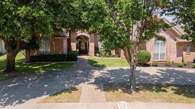 1205 Cliff Swallow Court, Granbury, TX 76048