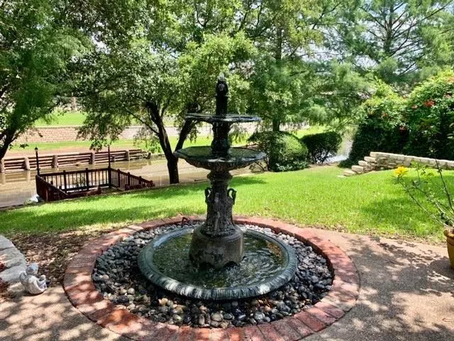 Arlington, TX 76012,634 Lochngreen Trail