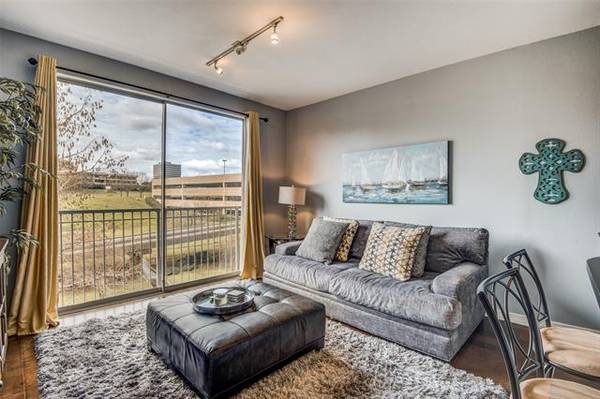 330 Las Colinas Boulevard E #332, Irving, TX 75039