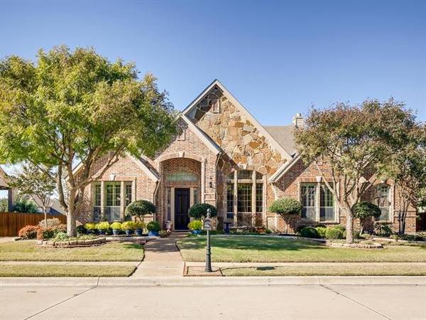 916 Gentle Wind Drive, Keller, TX 76248