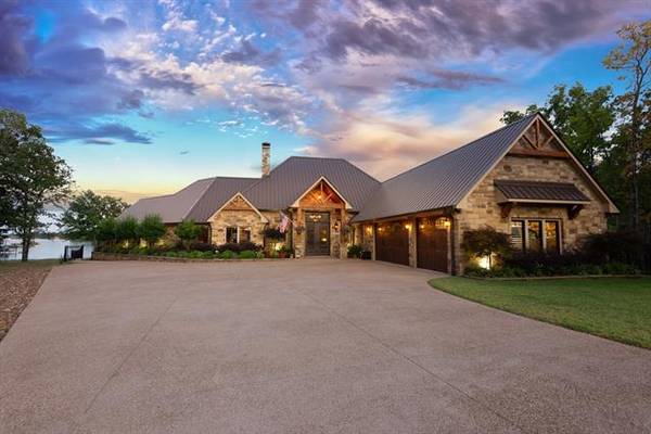 908 Sailboat Drive, Corsicana, TX 75109