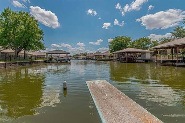 1204 Canvasback Drive, Granbury, TX 76048