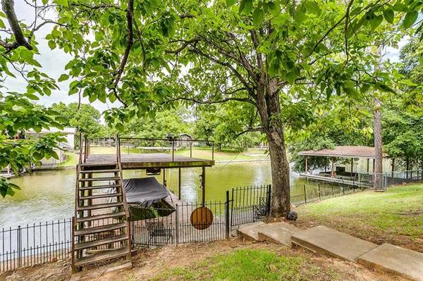 3724 E Port Ridglea Court, Granbury, TX 76049