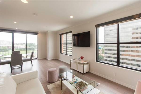 330 Las Colinas E #1020, Irving, TX 75039