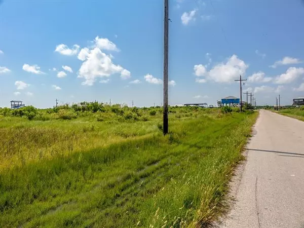 Lot 337 Mabry, Gilchrist, TX 77617