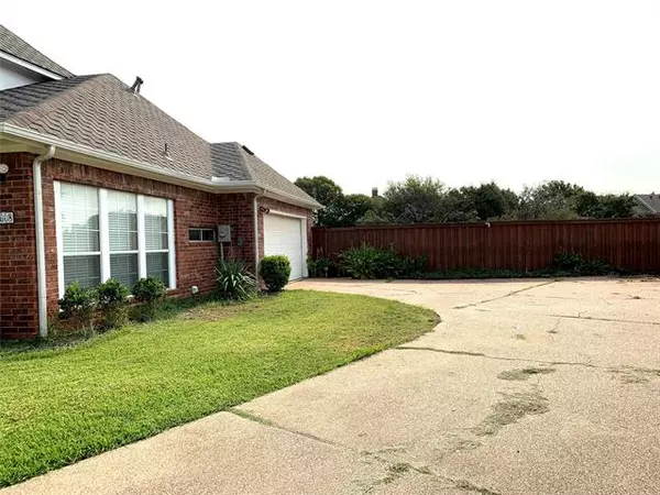 Irving, TX 75063,9608 Santa Fe Circle