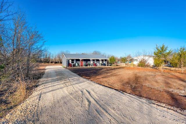 6100 S Lakeside Hills Court, Granbury, TX 76048