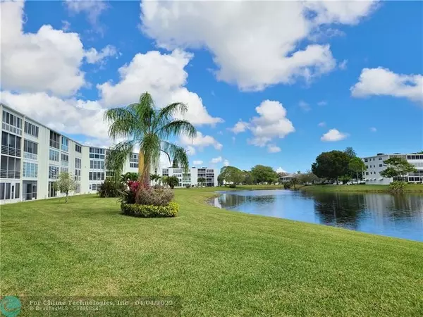 Deerfield Beach, FL 33442,2085 Oakridge U  #2085