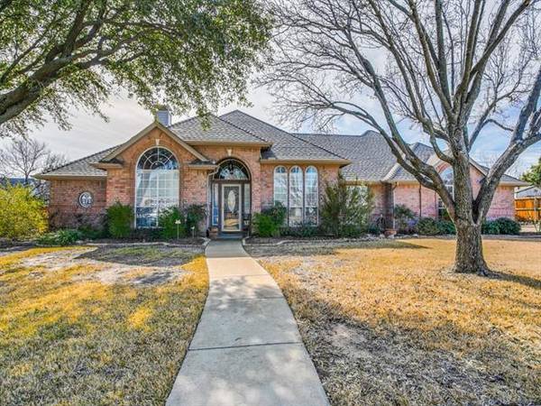 510 Springbranch Drive, Keller, TX 76248